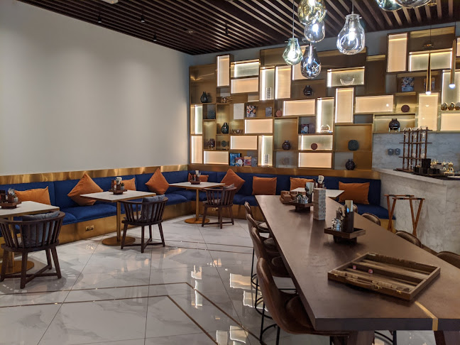 Fashion Avenue, The Dubai Mall - 2F - Financial Ctr St - Dubai