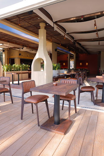 Opinii despre r&b Grillhouse în Abu Dhabi - Hospitality and gastronomy