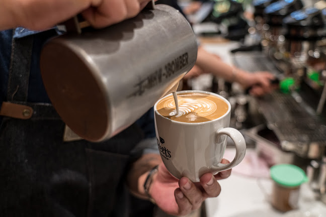 Opinii despre Peet’s Coffee - Dubai Mall, Fashion Avenue în Dubai - Hospitality and gastronomy