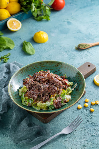 Opinii despre Uncle Shawerma în Abu Dhabi - Hospitality and gastronomy