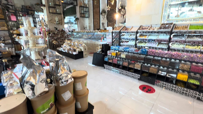 Opinii despre Al Atlal Roastery în Sharjah - Hospitality and gastronomy