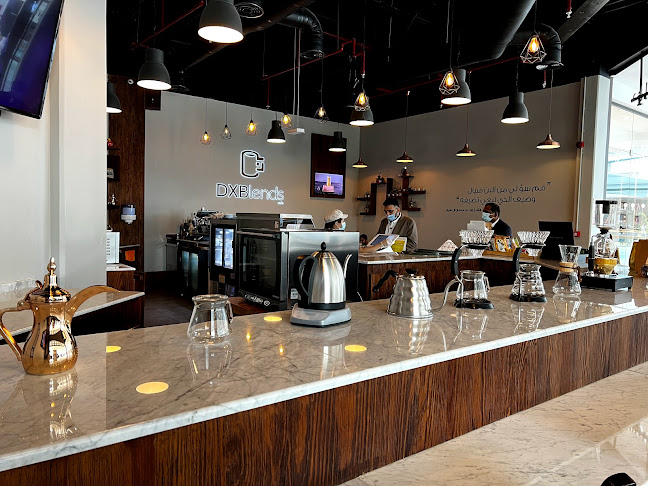 Comentarii opinii despre DXBlends Cafe - AMC Branch | دي اكس بليندز كافيه - فرع ايه ام سي
