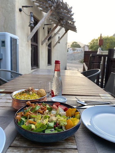 Comentarii opinii despre ALHAJARAIN RESTAURANT - مطعم الحجرين