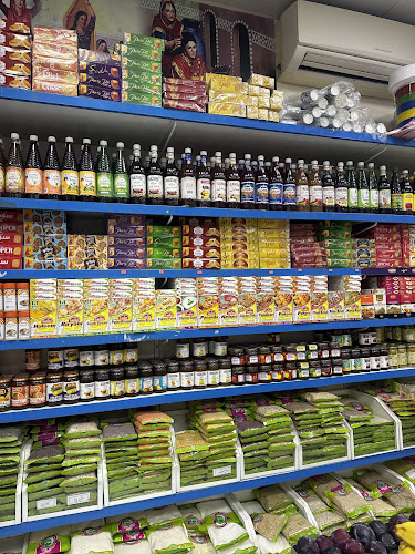 118th Street, Behind Lulu Hypermarket, Sanaiya - Abu Dhabi