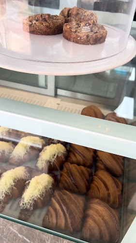 Opinii despre 221B Baker Street în Dubai - Hospitality and gastronomy