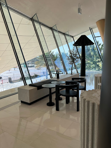 Comentarii opinii despre Hint Cafe