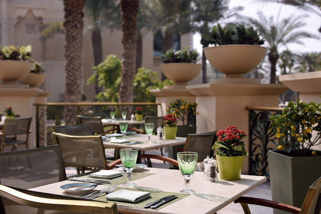 Olives Restaurant - Dubai