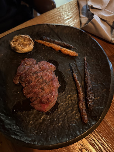 Opinii despre MouzMari موزمري în Abu Dhabi - Hospitality and gastronomy