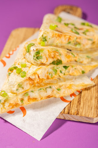 Almas Tower - Jumeirah Lake Towers - Dubai