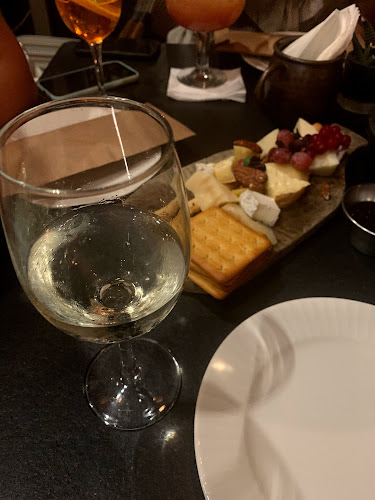 Comentarii opinii despre Nola Eatery & Social House