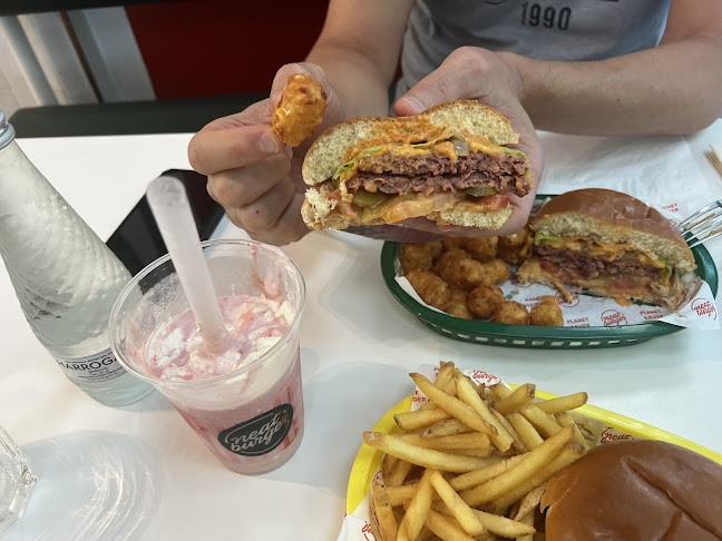 Opinii despre Neat Burger în Dubai - Hospitality and gastronomy