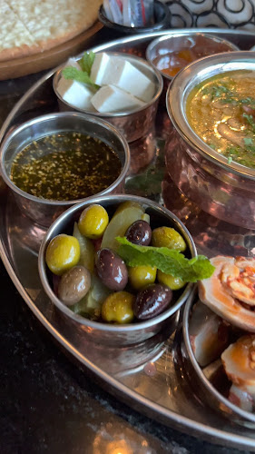 Opinii despre Catania Lounge în Abu Dhabi - Hospitality and gastronomy