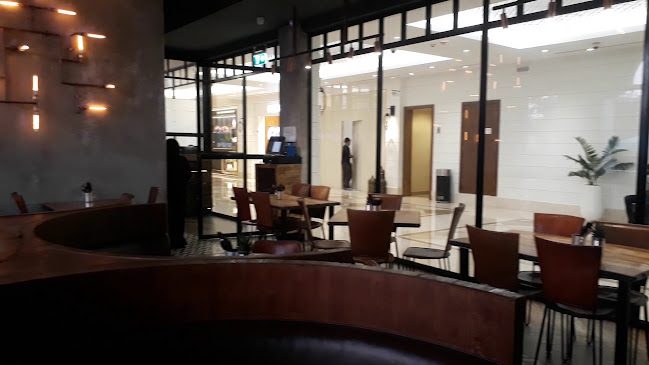 Opinii despre SHE BURGER- Dar al wasl în Dubai - Hospitality and gastronomy