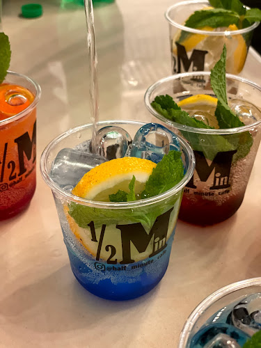 Opinii despre نصف دقيقة كافية half minute cafe în Ras Al-Khaimah - Hospitality and gastronomy