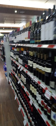 Comentarii opinii despre Unisat Liquor Store - Al Jurf