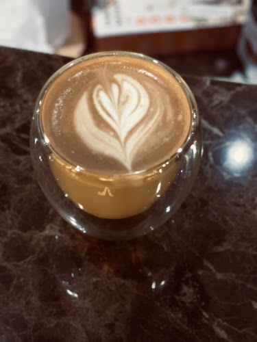 Crystal Plaza - Mezzanine - Corniche St - Al Majaz 1 - Al Majaz - Sharjah