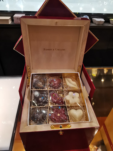 Comentarii opinii despre FORREY & GALLAND