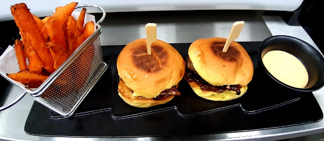 Hanzo هانزو - Hospitality and gastronomy