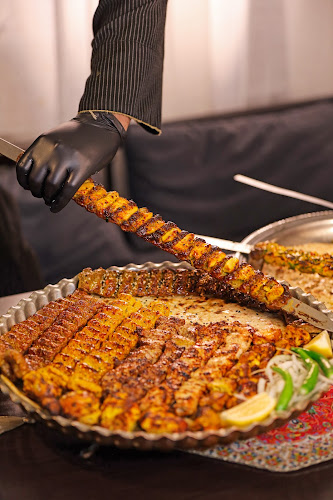 Comentarii opinii despre Golden Kabab Restaurant Est.