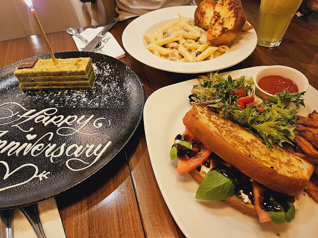 Comentarii opinii despre La Brioche Dalma Mall