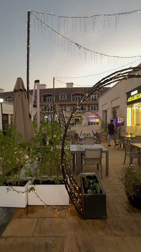 Opinii despre Grand Arabesk Restaurant în Dubai - Hospitality and gastronomy