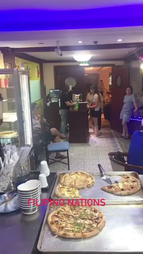 Al Muraqquabat, Hotel Coral, Mezzanine Floor Close to Al Rigga Metro Station - Al Muraqqabat - Al Rigga - Dubai