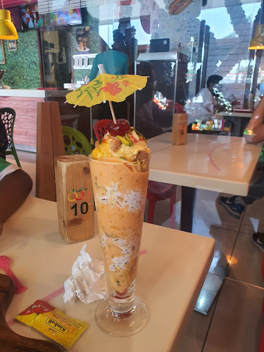 bin Thani building - 175 Al Nahda St - Al Qusais - Dubai