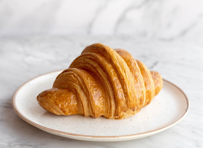 Opinii despre Knead Bakery & Patisserie în Abu Dhabi - Hospitality and gastronomy