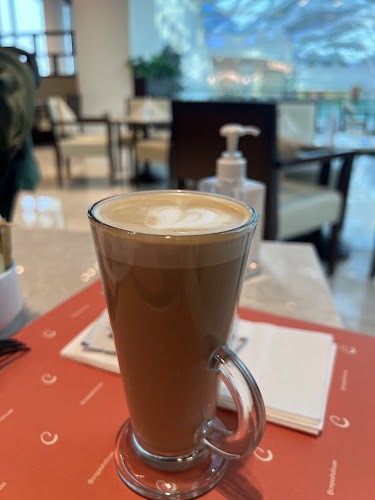 Opinii despre Crepeaholic Cafe în Abu Dhabi - Hospitality and gastronomy