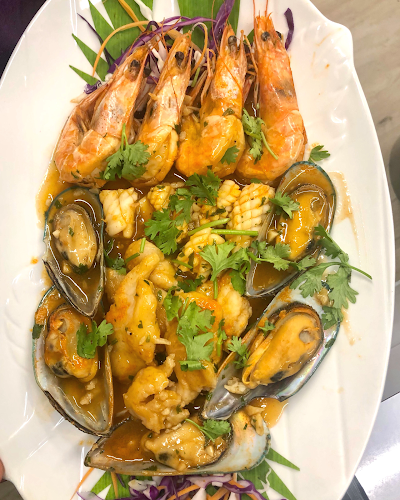 Khun Chai Thai Restaurant -Jumeira3- مطعم كون شاي تاي-جميرا ٣ - Hospitality and gastronomy