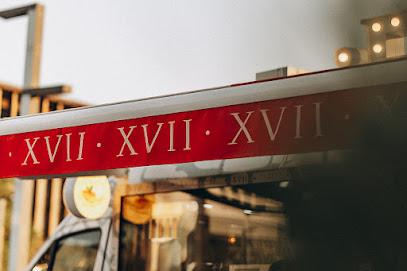 Piazza17 Last Exit Al Khawaneej