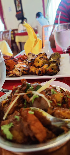 Corniche Road - opp. Al Safeer Centre - Alhawame Suburb - Sharjah