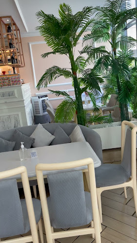 Mara Lounge Restaurant