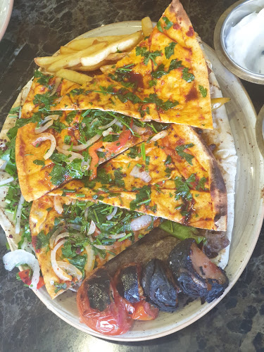 Serob Cafeteria كافتيريا سيروب