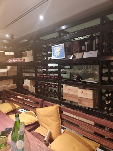 Gate Village 6 - near DIFC Parking - Trade Centre - DIFC - Dubai