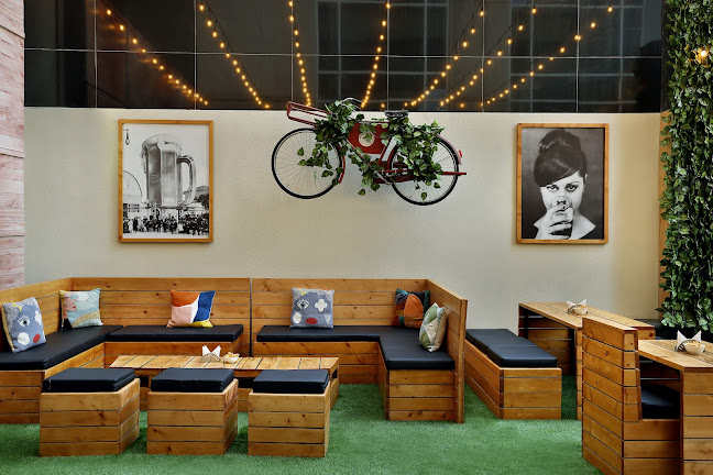 Comentarii opinii despre The Underground Pub