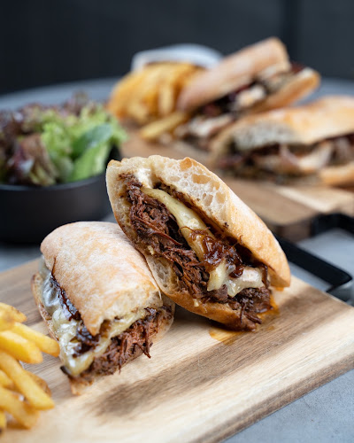 EETEN Urban Kitchen | Dubai Marina Mall - Hospitality and gastronomy