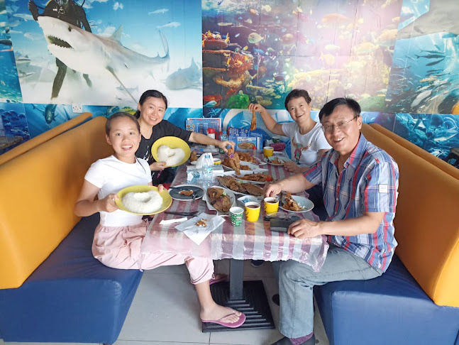 Comentarii opinii despre مطعم اسكندراني للأسماك والماكولات البحرية