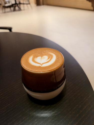 Comentarii opinii despre NOWHERE