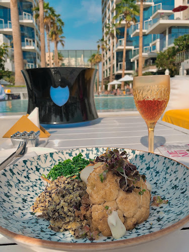 Praia | Beach Restaurant & Lounge | FIVE Palm Jumeirah - Dubai