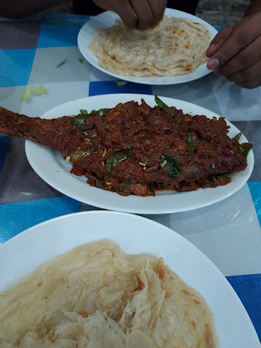 Qasr Al Khaleej Restaurant - Sharjah