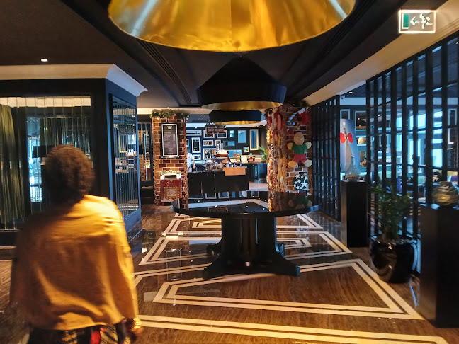 Sheikh Zayed Rd - Business Bay - Dubai