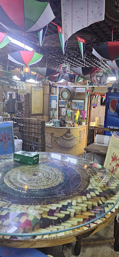 Comentarii opinii despre Khalid Huriya Al Shabi