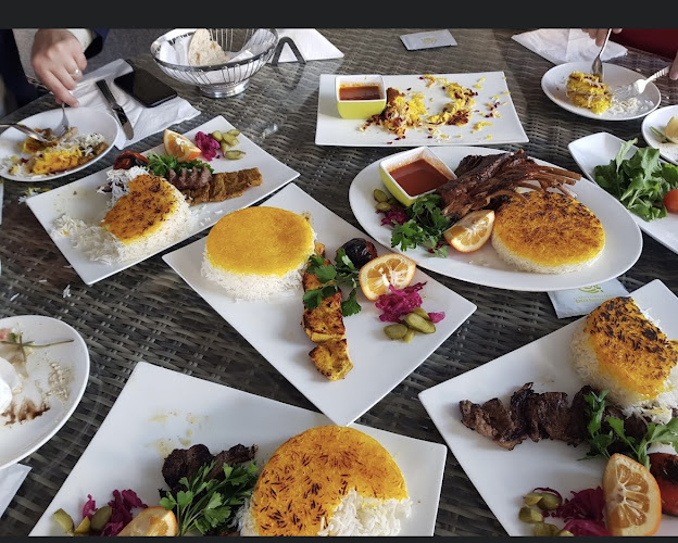 مقهى بريياس بلاس Pariyas Palace Cafe - Dubai