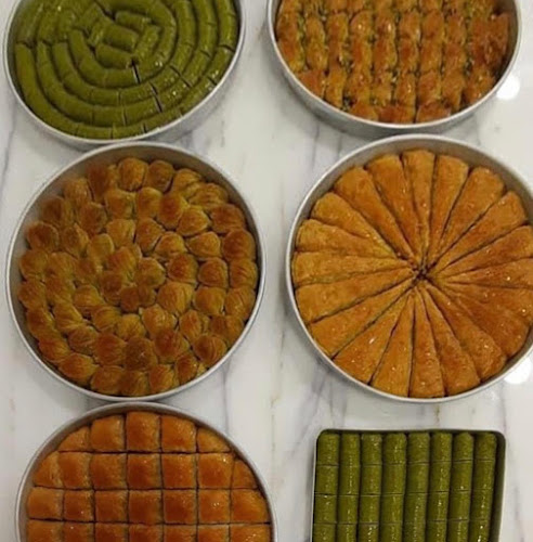 Kan Zaman Bakery Sharjah - Sharjah