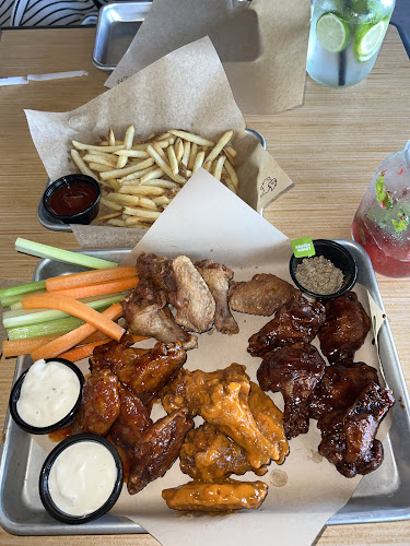 Buffalo Wild Wings - JBR - Dubai