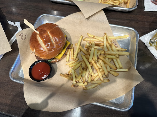 Buffalo Wild Wings - Mirdif City Centre