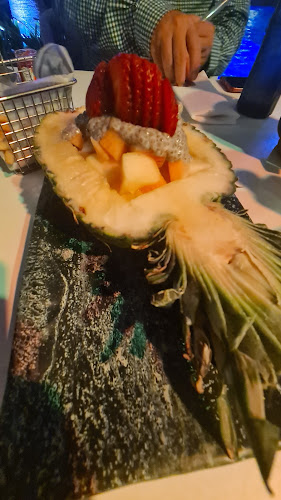 Opinii despre Malibu Deck - Pool Bar în Dubai - Hospitality and gastronomy