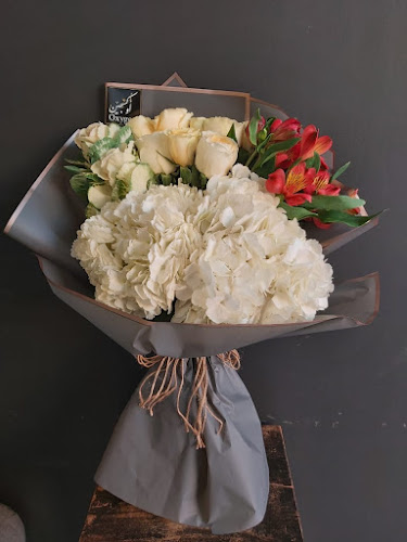 Opinii despre Oxygen Flower & Gifts în Sharjah - Hospitality and gastronomy