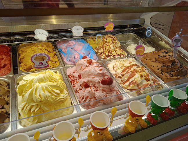 The Dubain Mall Metro Link Entrance, Level 2 - Financial Ctr St - Dubai